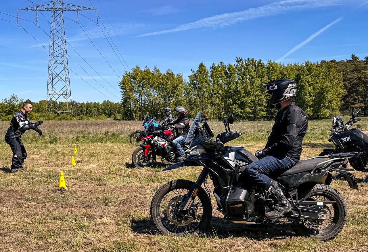 szkolenie motocyklowe otwarcie strefy adv