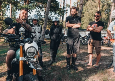 szkolenie motocyklowe scrambler