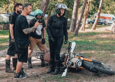 szkolenie motocyklowe scrambler