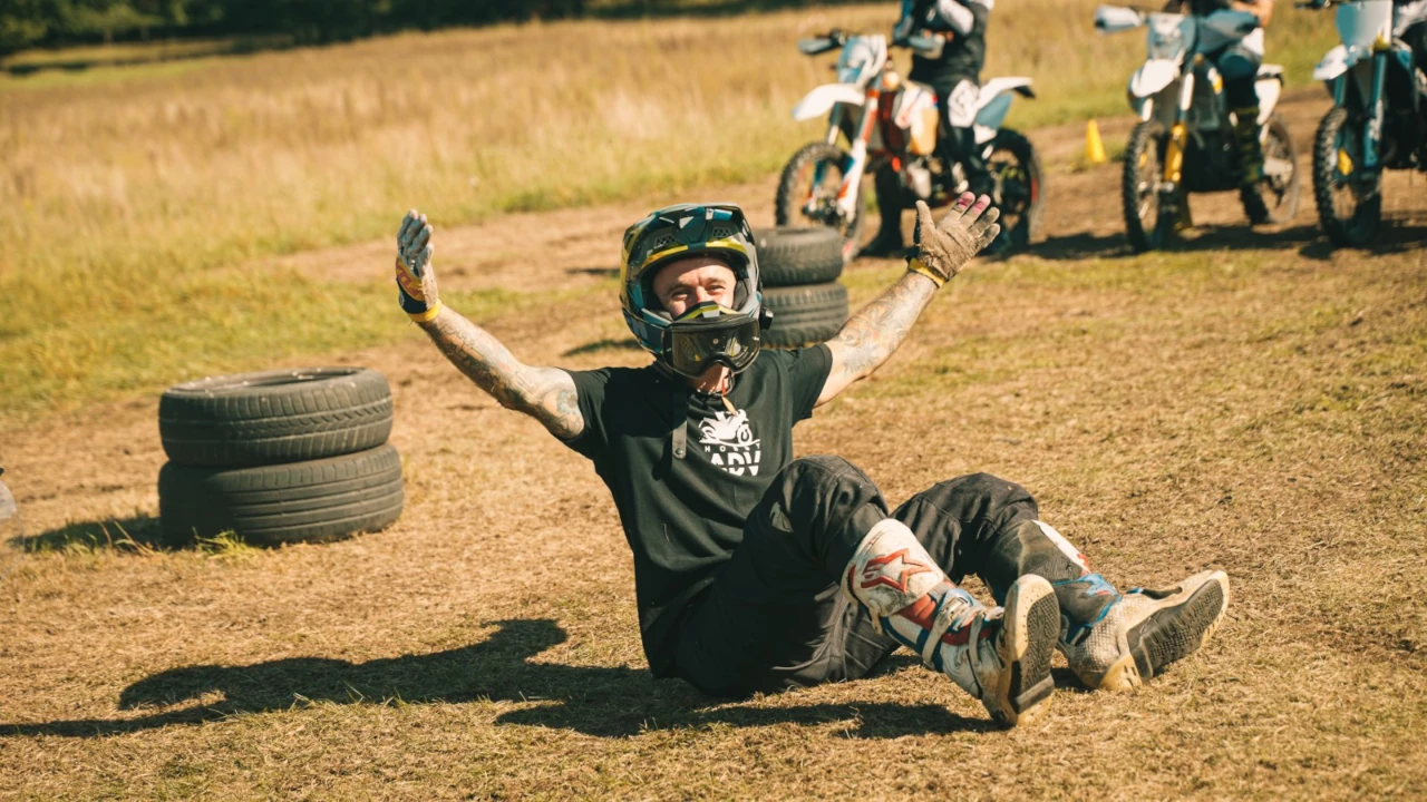 miron po wywrotce na motocyklu