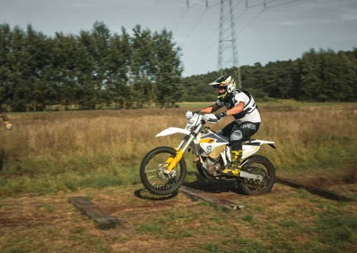 Motocykliści podczas szkolenia